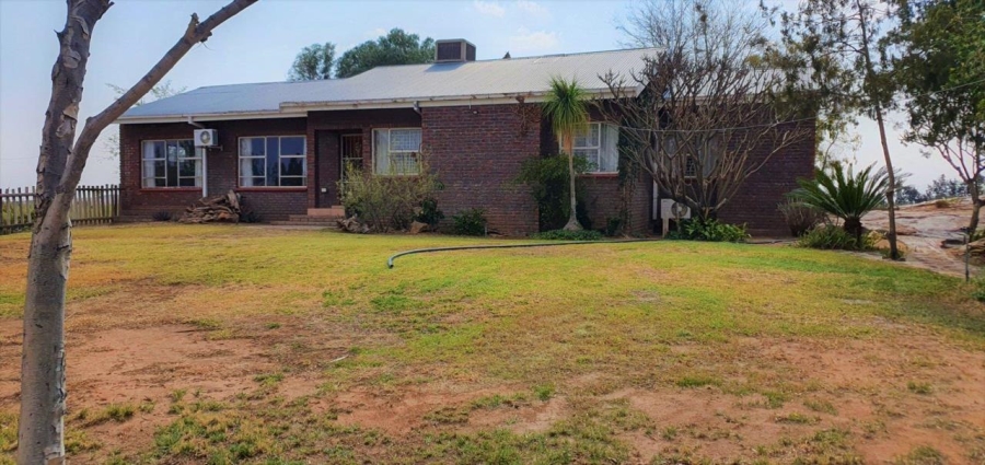 5 Bedroom Property for Sale in Upington Rural Northern Cape